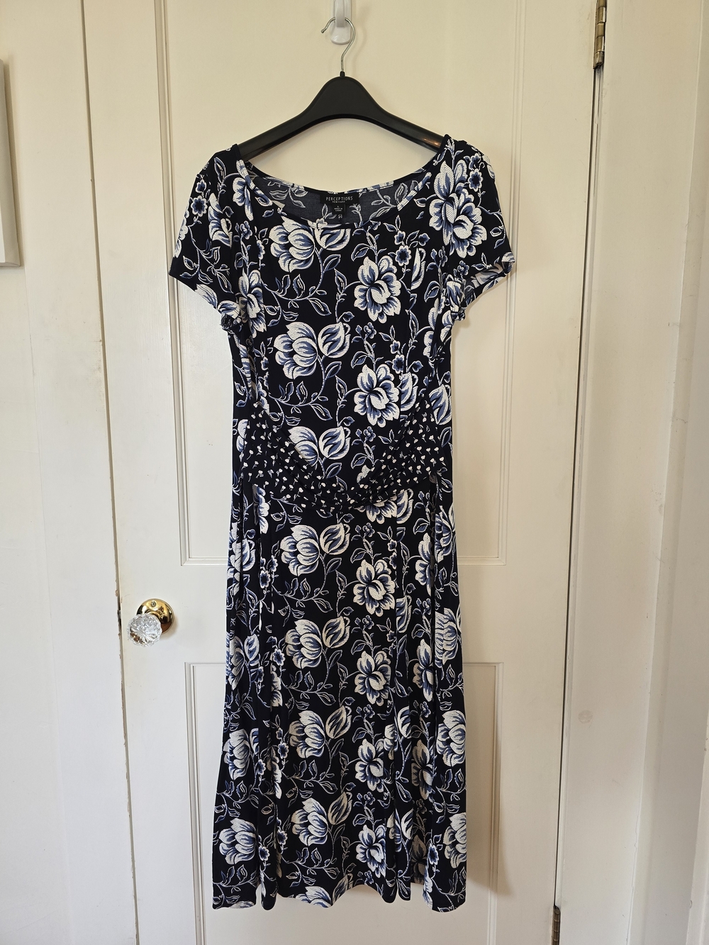 Perceptions Navy and White Floral Short-Sleeve Midi Dress